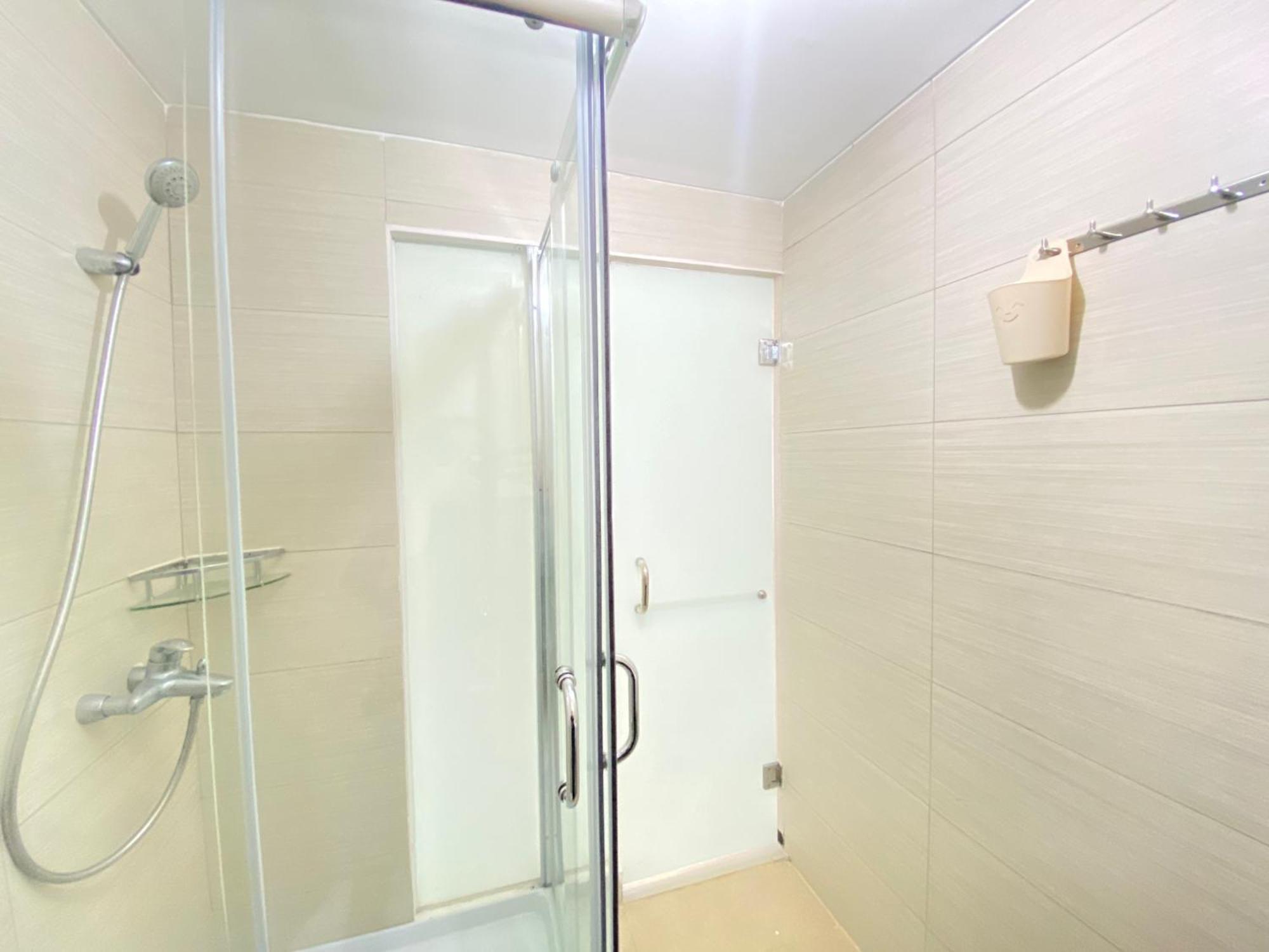 Modern, Cozy And Spacious 3br At Gateway Pasteur By Travelio * Bandung